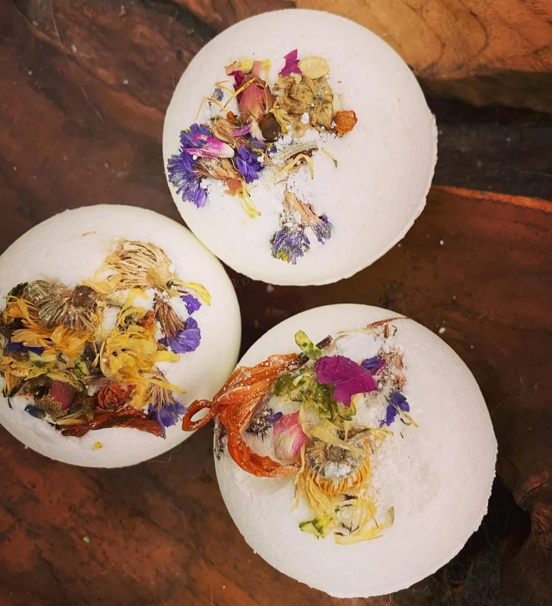 AROMATHERAPY OIL  BATH BOMBS WITH MAGNESIUM